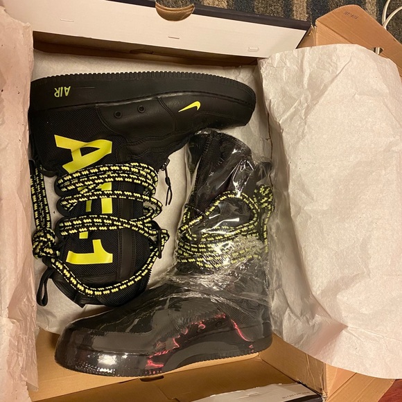 Nike Air Force 1 SF High - Picture 1 of 6